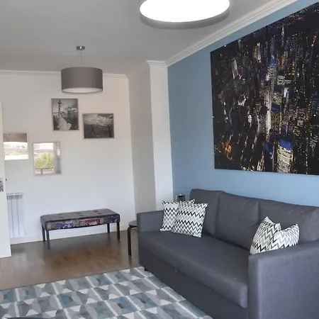 City Living 1Br In Expo Center 3* 리스본