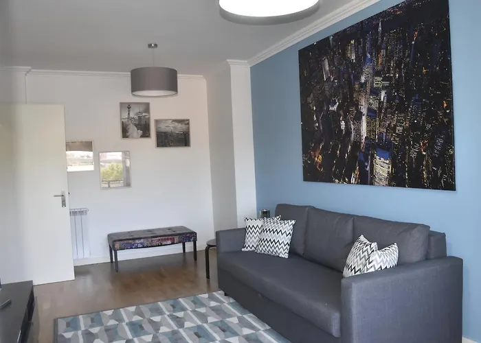 City Living 1Br In Expo Center 3* Лиссабон